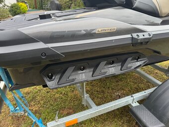 Sea doo GTX LIMITED  3 místa k sezení 2022 Cena s DPH - 18