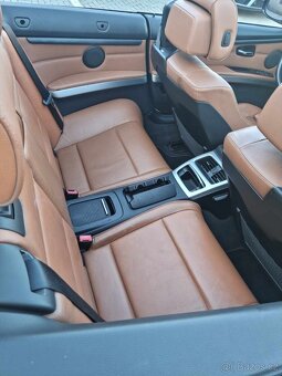 BMW E93 330I LCI 6st Manuál Tovární M Paket - 18