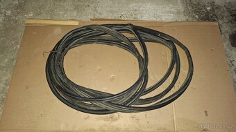 Toyota CarinaE - soubor náhradních dílů - 18