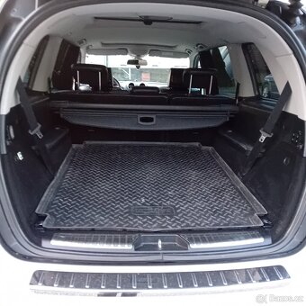 Mercedes GL 350 CDI, 7 míst, r.v. 2011 - 18