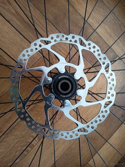 Prodám komponenty Shimano - 18