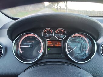 Peugeot 308 SW 1.6 HDI 80kW - 18