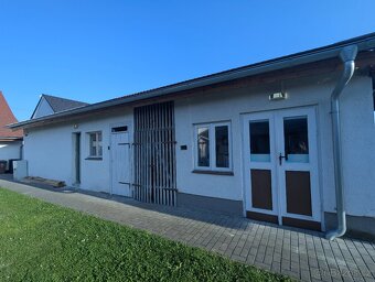 Menší rodinný dům 3kk + přístavby, klidné centrum Holice - 18