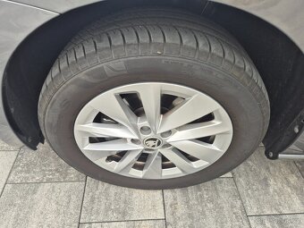 Prodám Škoda Scala1.0tsi 85kw, select - 18