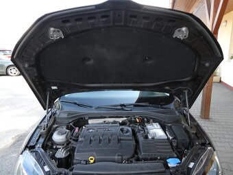 Škoda Superb 2.0 TDi 110kW DSG, 2x kola, ČR - 18