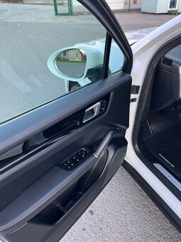 Porsche Cayenne III - 3.0 V6 - 250 kW - 18