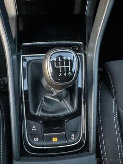 Škoda Karoq 1.5Tsi Sportline ,Manual-FullLed ,, 1 majitel - 18
