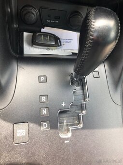 HYUNDAI ix35 2.0 CRDI 135 kw 4x4 AUTOMAT r.v. 2015 - 18