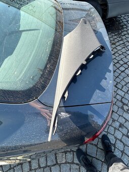 Audi A8 8T Coupe černá stropnice,sloupky,clony - 18
