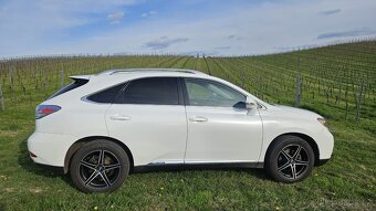 Lexus RX 450h r2011 246tis km, 3,4l 183kwnové STK,tažne - 18
