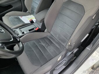 Volkswagen Golf 1.6 TDI TZ - 18