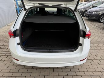 Škoda OCTAVIA IV 2.0 TDi DSG MATRIX VIRTUAL KAMERA TAŽNÉ 21 - 18