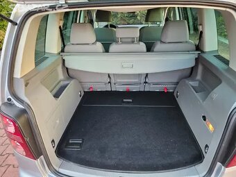 VW Touran 1.9 TDI 77kW, bez koroze,165 t.km,Výhřevy,Serviska - 18