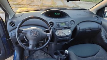 Toyota Yaris 2004 - 18