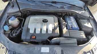 VW Passat 2,0 TDI automat, Variant - 18