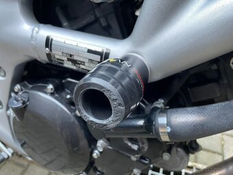 Suzuki SV650N - 18