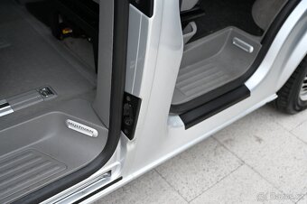 Volkswagen Multivan T5 1.9TDI 75KW 3/2007 - 18