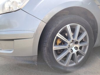 Prodám Ford S-Max 2.0TDCI 103Kw r.v.2006 tažné,panorama - 18