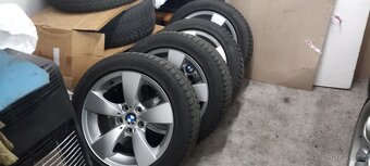 BMW 545i e61 manuál - 18