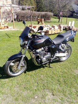 MV Agusta Brutale 910 a Honda CB 1000 super four big one - 18