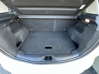 Ford B-MAX  1.0/74kW Eco Boost 1.Maj  ČR r.v. 2015 - 18
