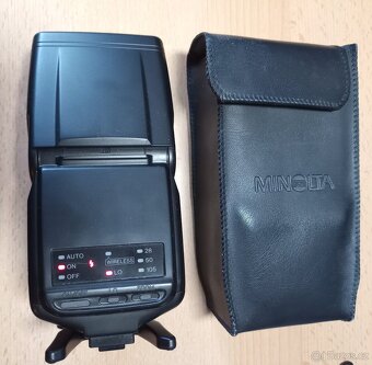 Sony Minolta blesky - 18
