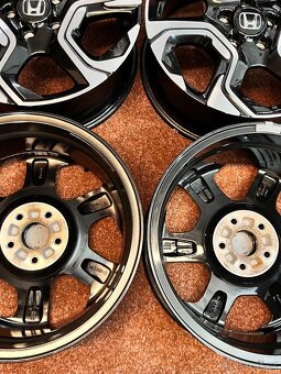 Honda CRV ORIGINÁL alu disky - model 2021 - ET 45 - 18