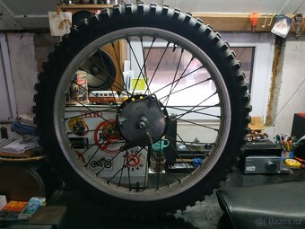 Díly Kawasaki klx -kl 250 - 18