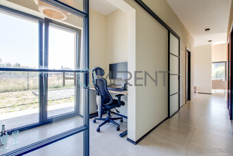 Novostavba dům 4+kk s terasou a zahradou, Pavlíkov - Designo - 18