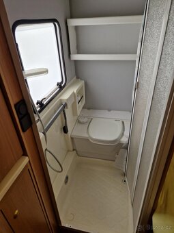 Obytný přívěs knaus - 18