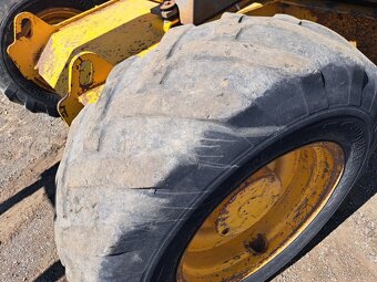 JCB 525-67 - 18