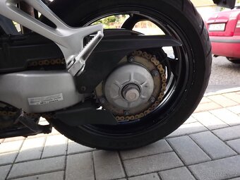 Honda VFR 800 VTEC - 18