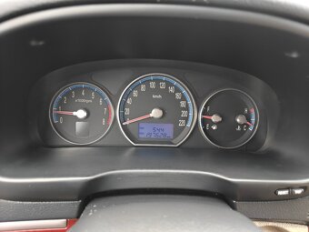 Hyundai Santa Fe 2.7i V6, 4x4 - 18