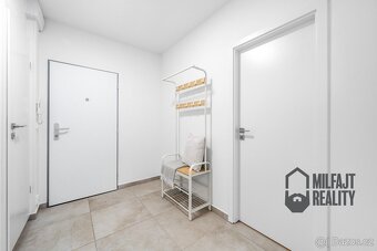 Nadstadardní 4+kk, 86 m2, poslední patro, Liberec, Sametová  - 18