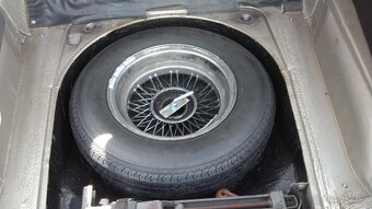 Jaguar 420 Saloon 4,2L - 18
