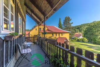 Prodej zaběhnutého penzionu s rodinným domem - Smržovka, okr - 18