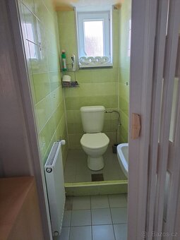 Rodinný dům v Mimoni + garáž SLEVA - 18