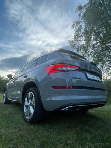 TOP ŠKODA KODIAQ SPORTLINE ARMY GREY 2020 WEBASTO 4x4 ALU19 - 18