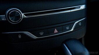 Peugeot 308 1.6 BlueHDi Style Stop&Start EAT6 - 18