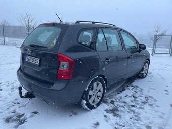 Kia Carens 2007 Benzín + LPG - 18