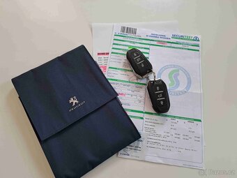 Peugeot 5008 1,5 HDI EAT8 GT 173.000 km - 18