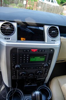 Land Rover Discovery 3 SE - 18