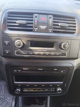 Škoda Roomster 2012, 1.6Tdi, 122 tis km, Ambiante, tažné - 18