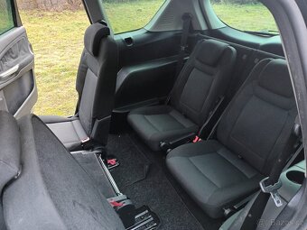 PRODÁM: FORD S-Max, 7 míst, 2.0 diesel, 103kW. - 18
