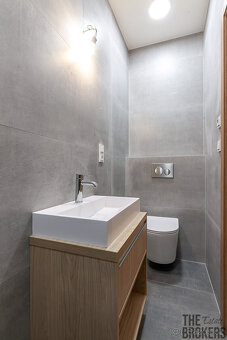 Prodej bytu 3+KK, 105 m² – Pernerova, Karlín - 18