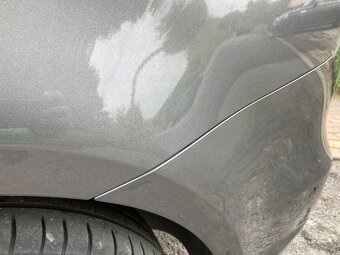 TOURAN,2.0TDI,103KW,VÝHŘEV,DIGI,NAVI,PARKASIST,TZ,SERVIS VW - 18
