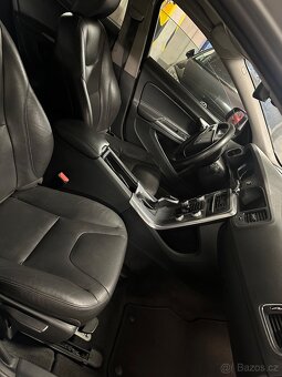 Volvo v 60 2.0d 2018 automat - 18