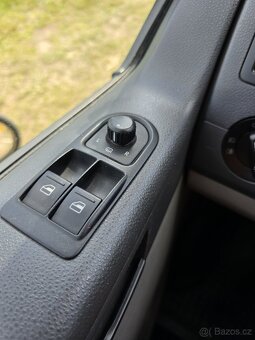 VOLKSWAGEN TRANSPORTER 9 MÍST 1.9TDI - 18