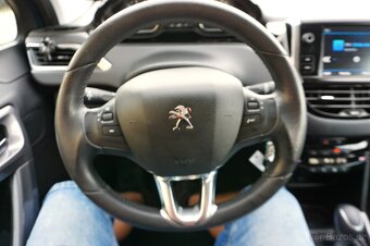 PEUGEOT 2008 1,2PT 81KW AUTOMAT ACTIVE 2018 - 18