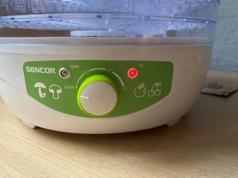 Nová sušička potravin Sencor v originálním balení - 18